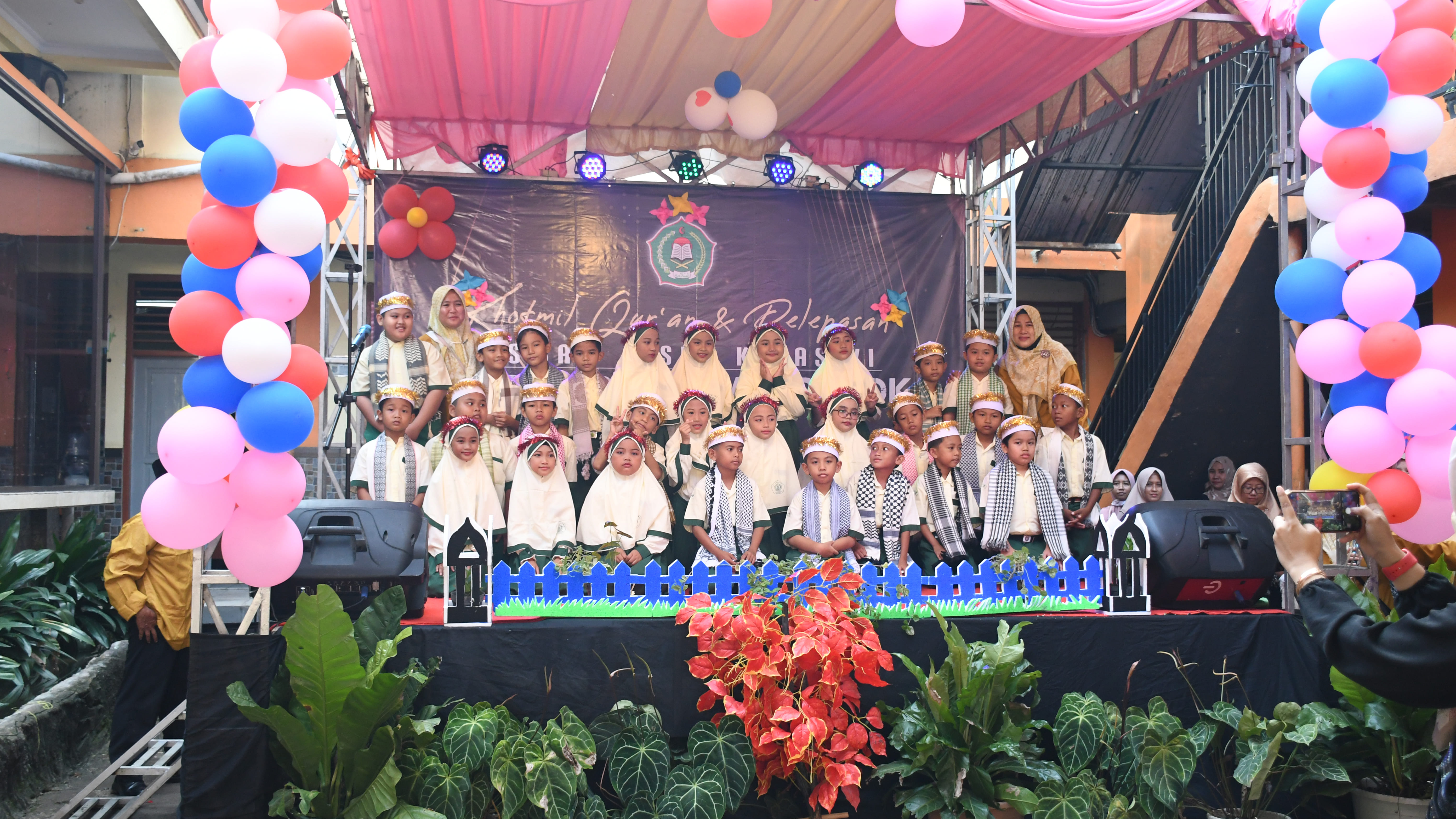 Pentas Seni di SDIT Assalamah Depok